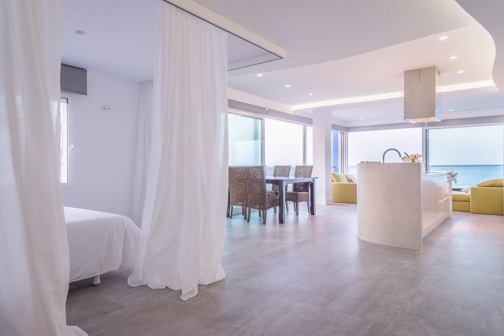 Marbell Apartment Gandia Room photo